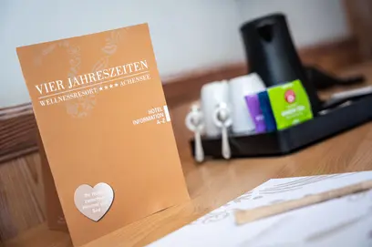 Die Tee und Kaffee Bar in jedem Hotelzimmer 