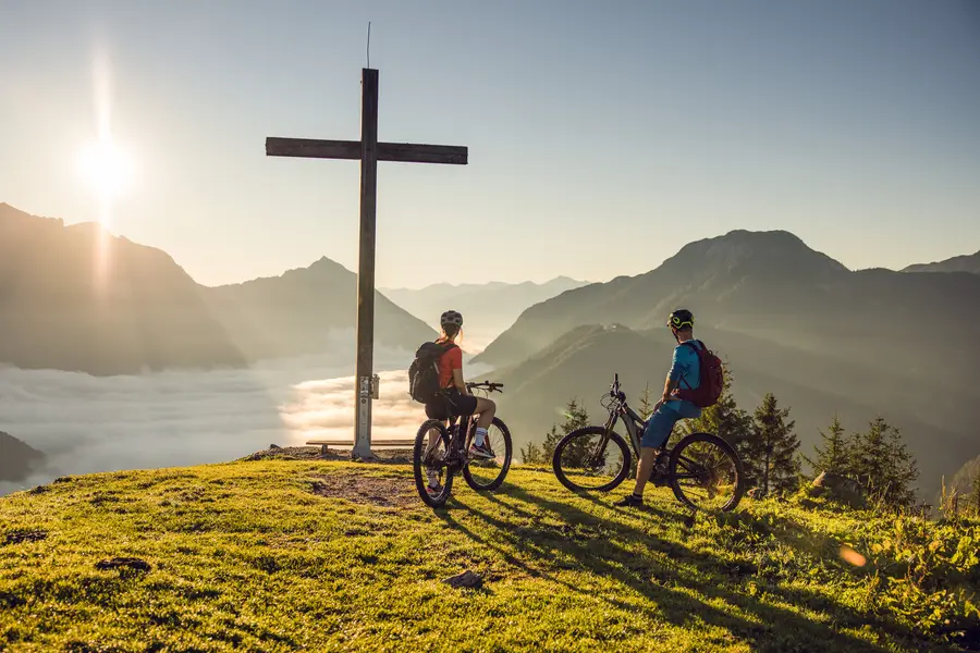 Bergpanorama genießen - E-Bike-Tour zum Feilkopf © Achensee Tourismus